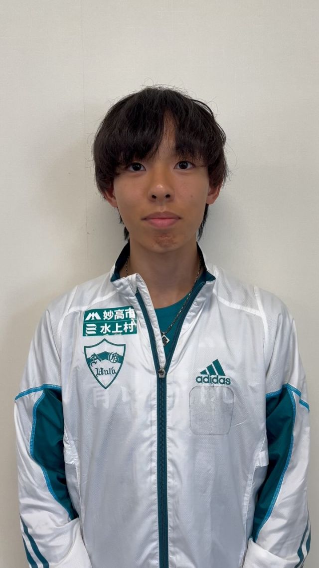 #青山学院大学駅伝チーム 新主将の #黒田朝日 選手からコメント頂きました❗️

新チームとなり新一年生も入部、 #コラントッテ の説明会を実施させて頂きました。キャプテン黒田選手は果敢な走りでチームをまとめ、磁気の効果でケアし、大学駅伝三冠、 #箱根駅伝 3連覇を目指して頑張ってください👍

これからもコラントッテはサポート・応援していきます📣